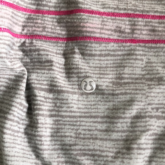 Lululemon Infinity scarf - Picture 5 of 7